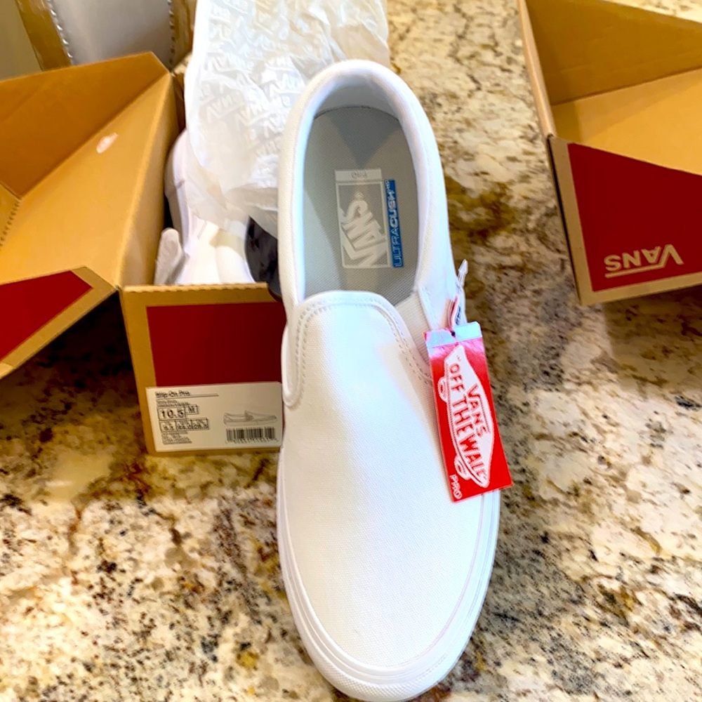 Vans men’s  slip on pro shoe never worn box/tags